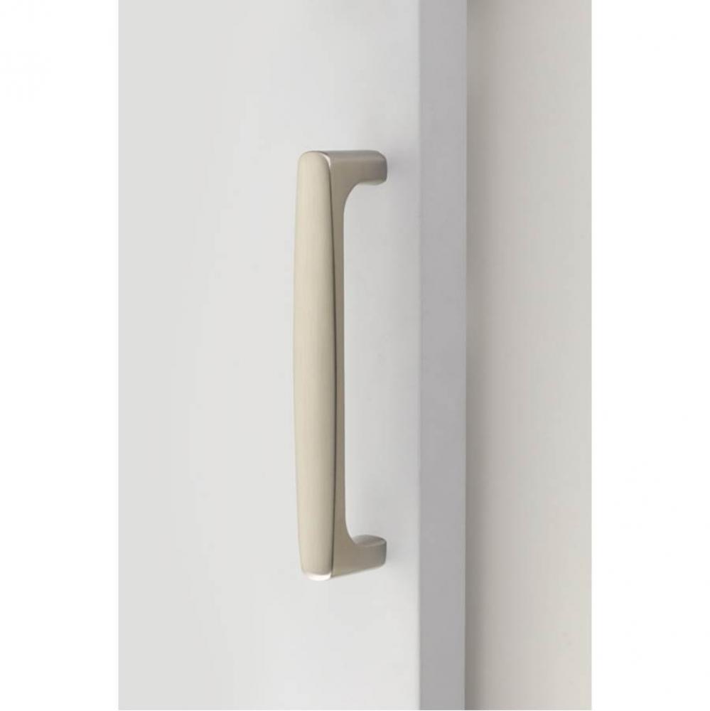 Urban Modern, 8&apos;&apos; Door Pull, US15