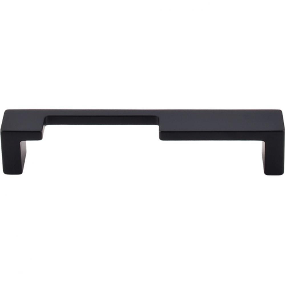 Modern Metro Notch Pull A 5 Inch (c-c) Flat Black