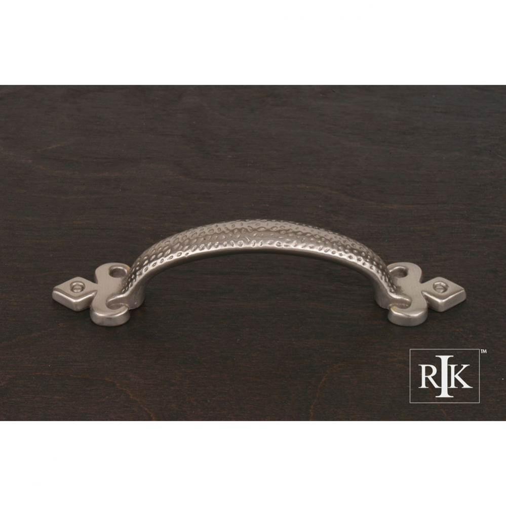 Divet Indent Bow Pull with Gothic Ends